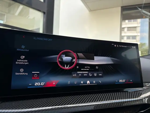 BMW M view 8