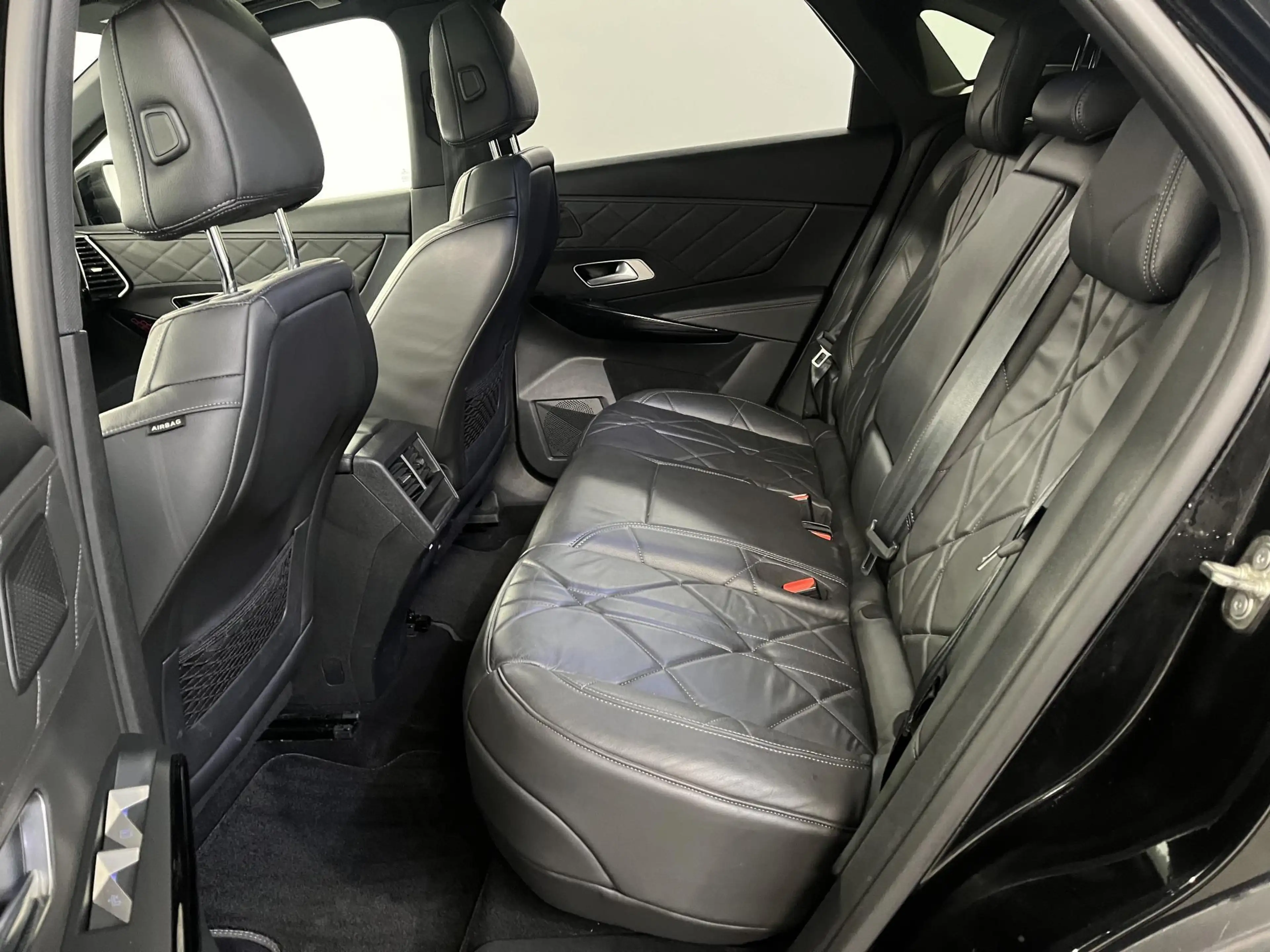 DS Automobiles DS 7 Crossback Crossback E-TENSE 4x4 Grand Chic PHEV - 300 pk ! — photo 13