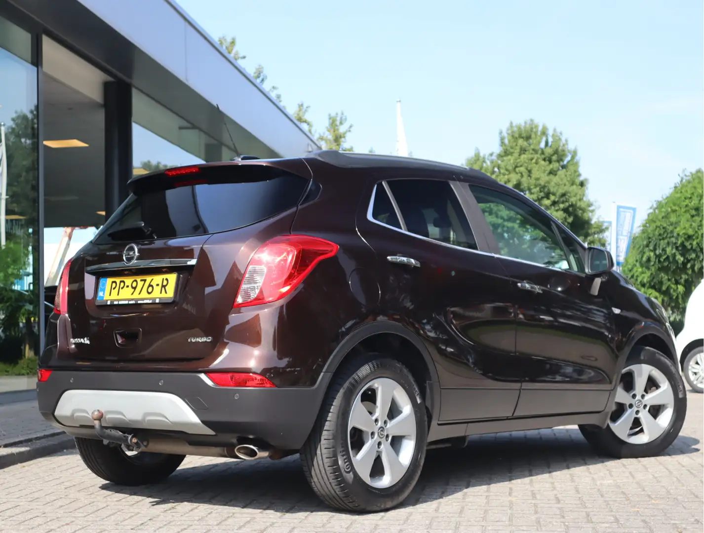 Opel Mokka X 1.4 Turbo 140 PK Innovation Automaat Brun - 2