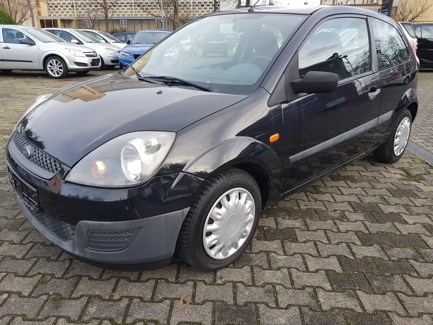 Ford Fiesta Ambiente*Tüv+Inspektion Neu* Noir - 1