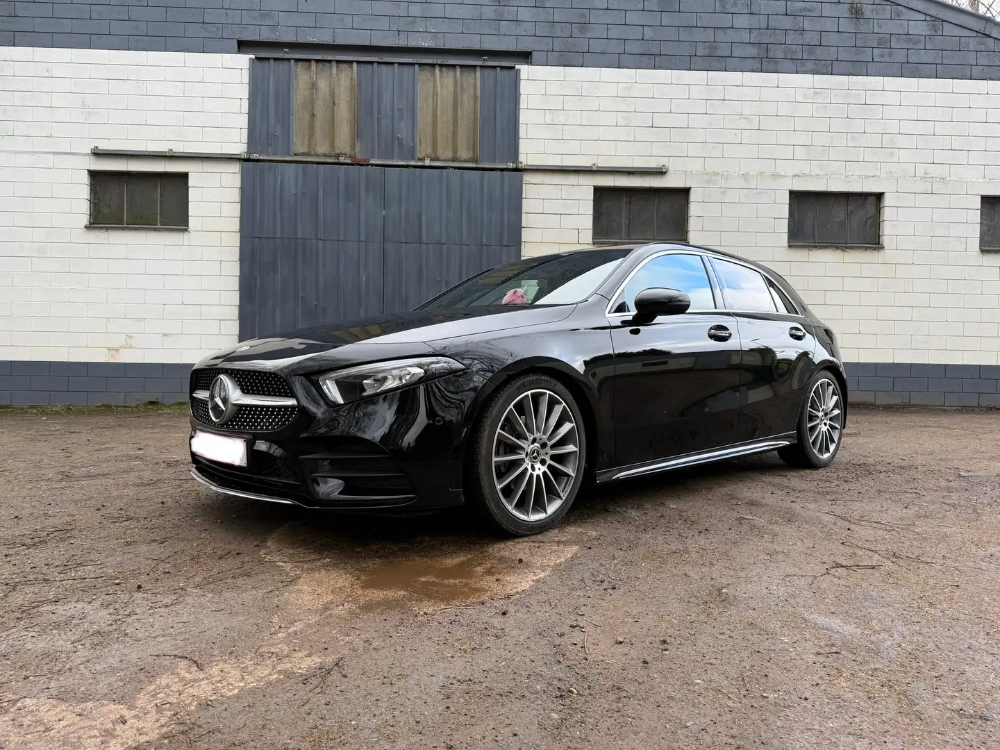 Mercedes-Benz A 180 d Business Solution AMG - 2
