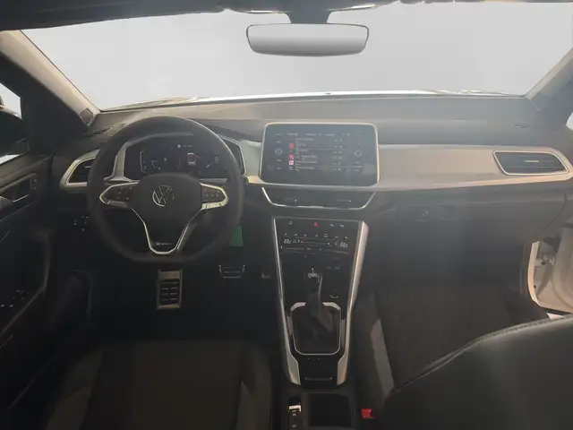 Volkswagen T-Roc view 5