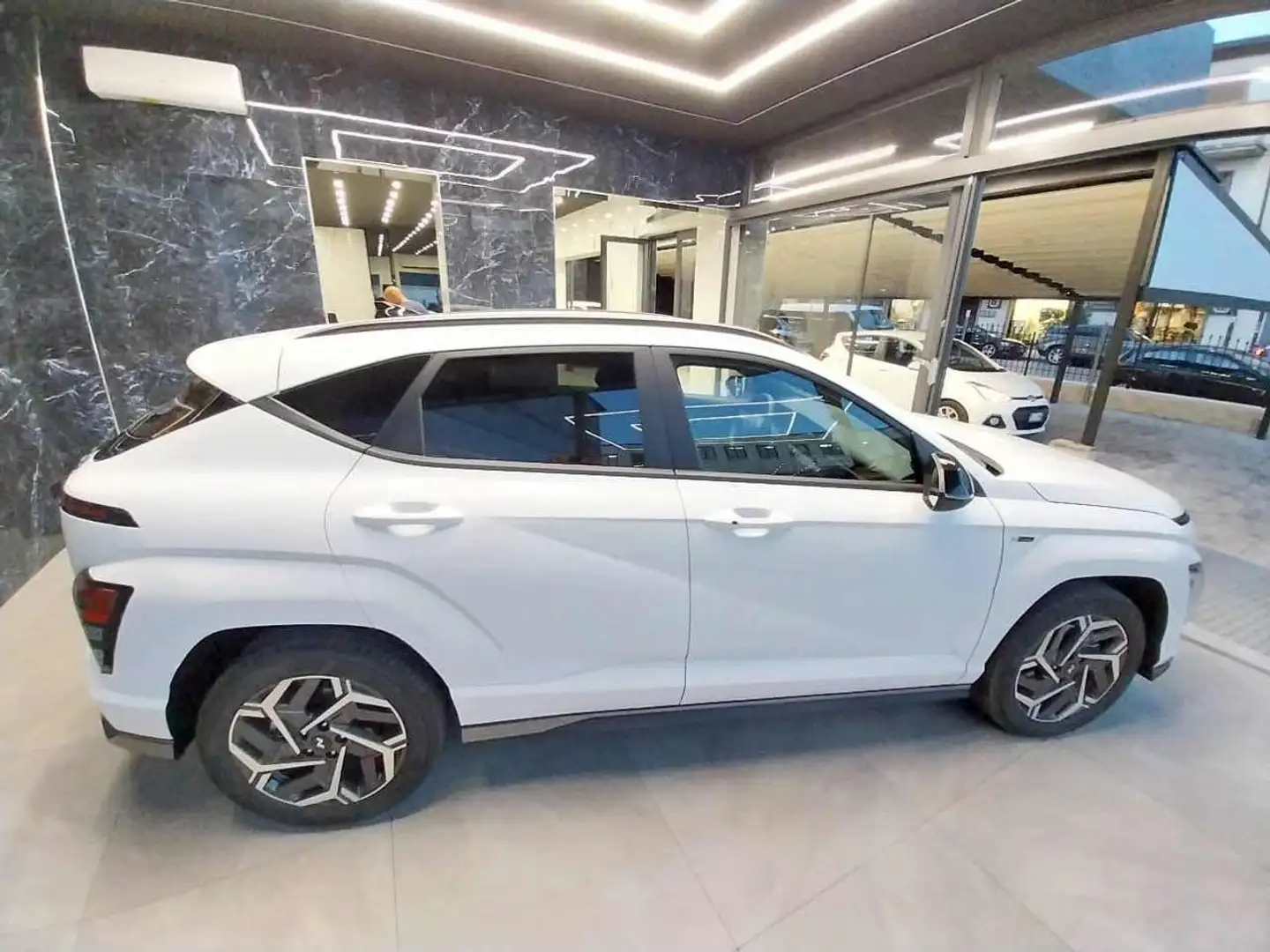 Hyundai KONA HEV 1.6 DCT NLine Promo Bianco - 2