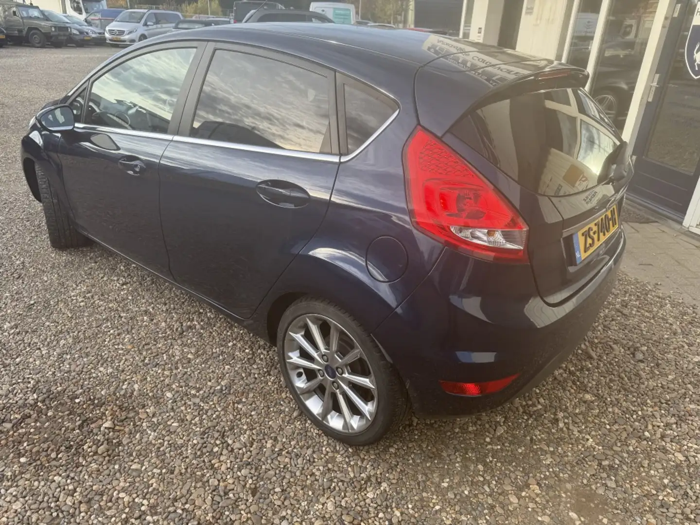 Ford Fiesta 1.4 Ghia Blauw - 2