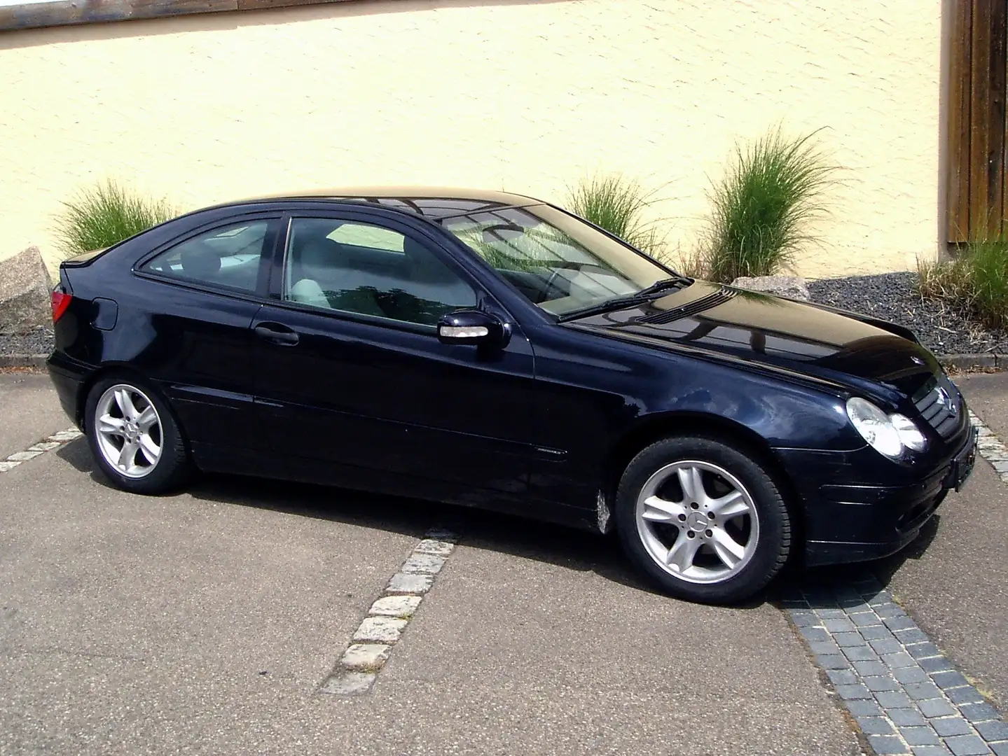 Mercedes-Benz CL 180 C-Klasse Sportcoupe Kompressor Sportcoupe Indianap Negro - 2