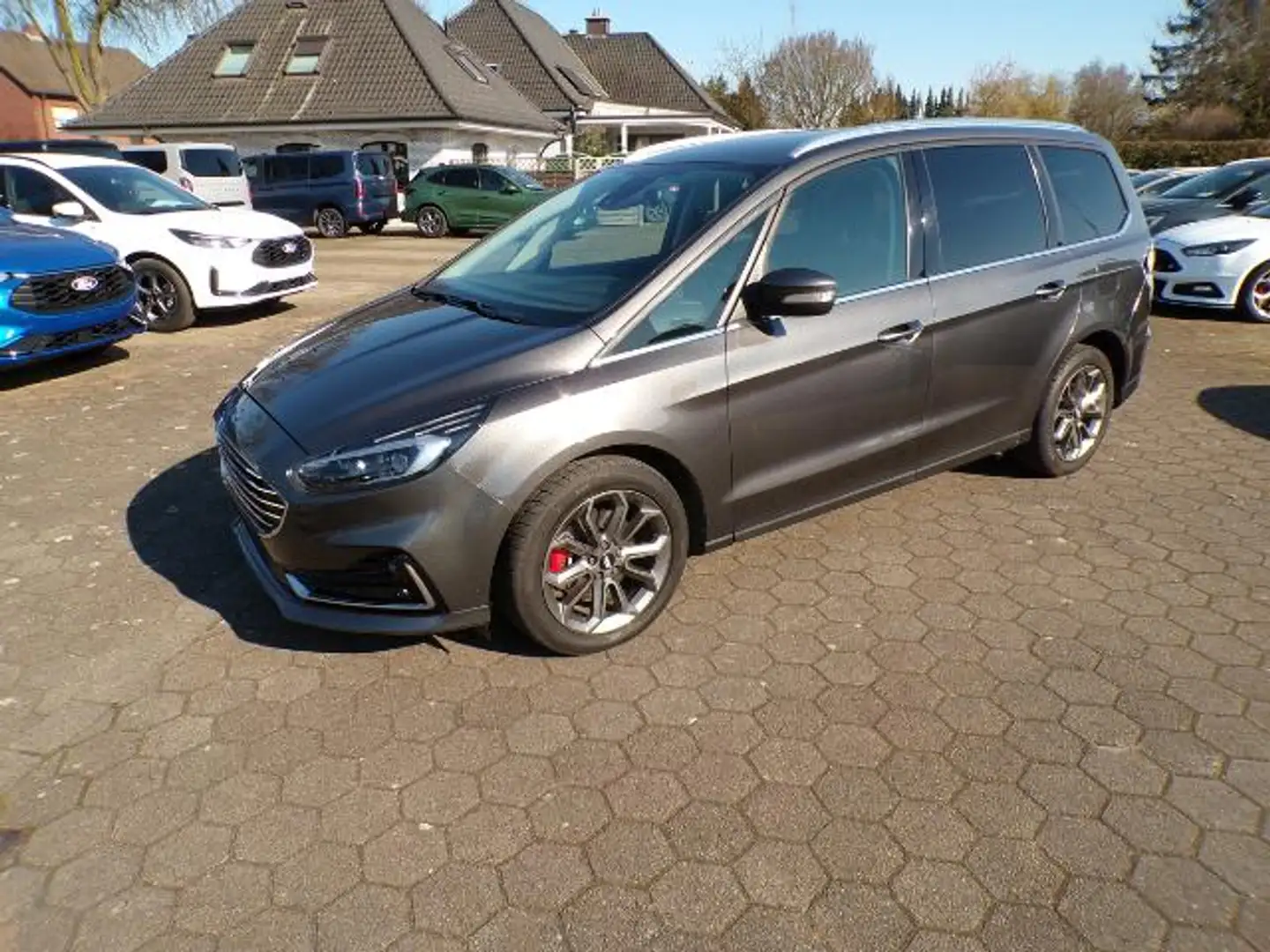 Ford Galaxy EcoBlue Titanium 7 Sitzer/AHK/ADP.LED Gris - 1