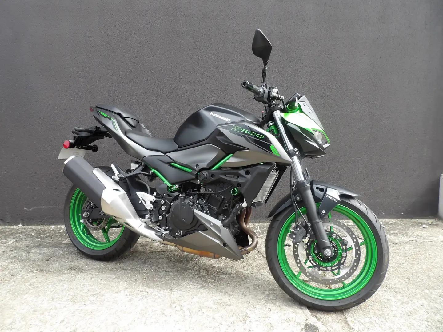 Kawasaki Z 500 SE Grün - 2