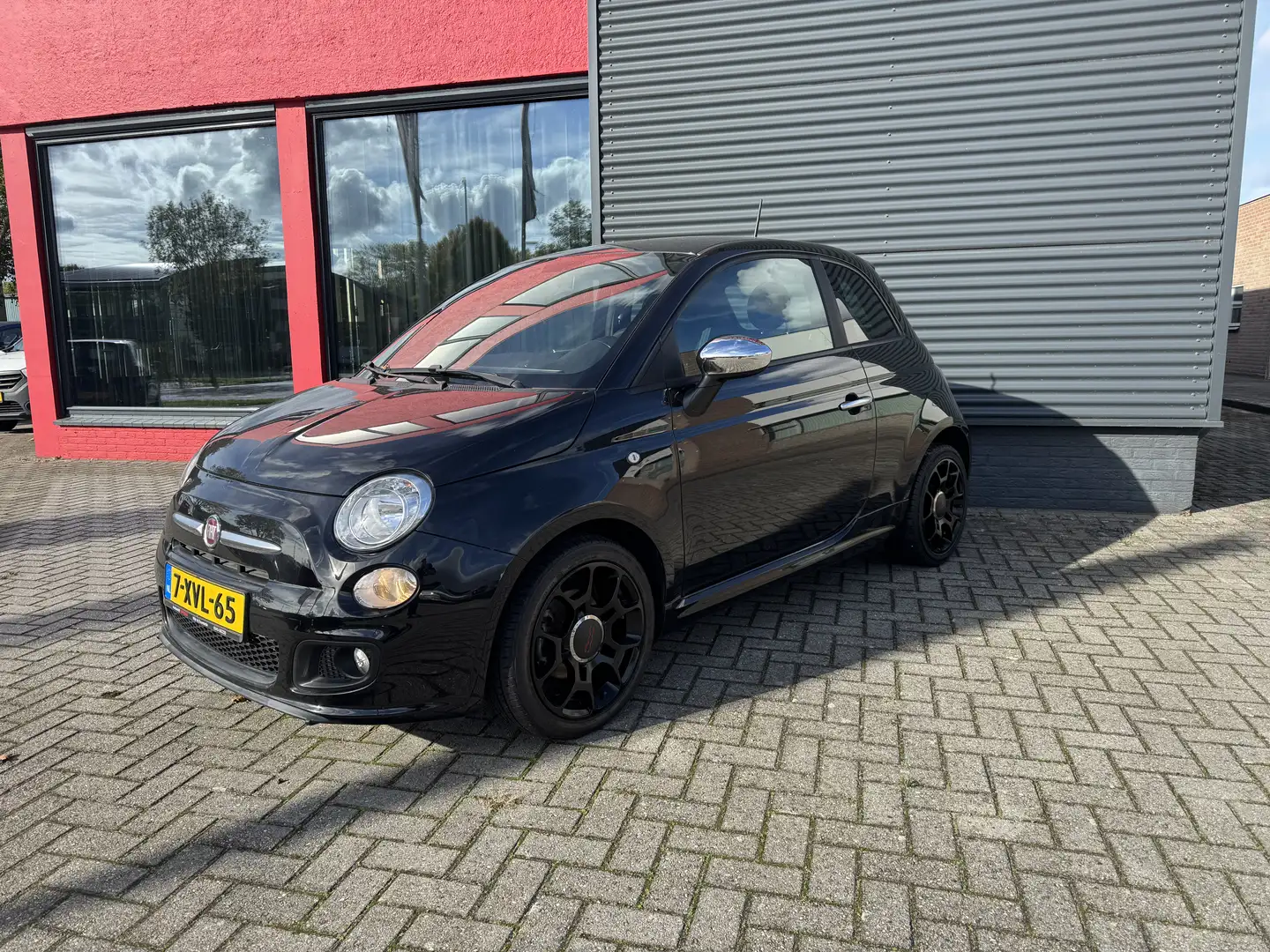 Fiat 500 0.9 TwinAir Lounge Zwart - 2