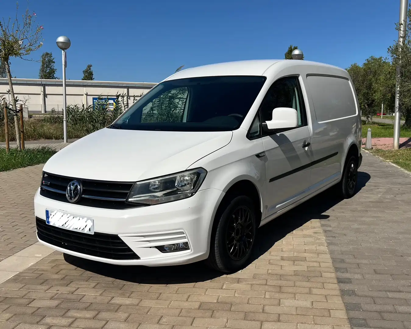 Volkswagen Caddy Maxi 4Motion Larga Blanco - 2