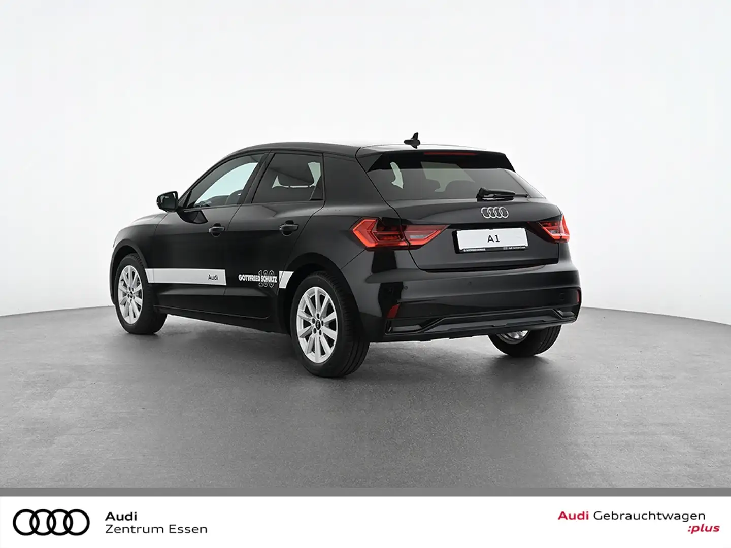 Audi A1 SPORTBACK ADVANCED 70(95 25 TFSI advanced Schwarz - 2