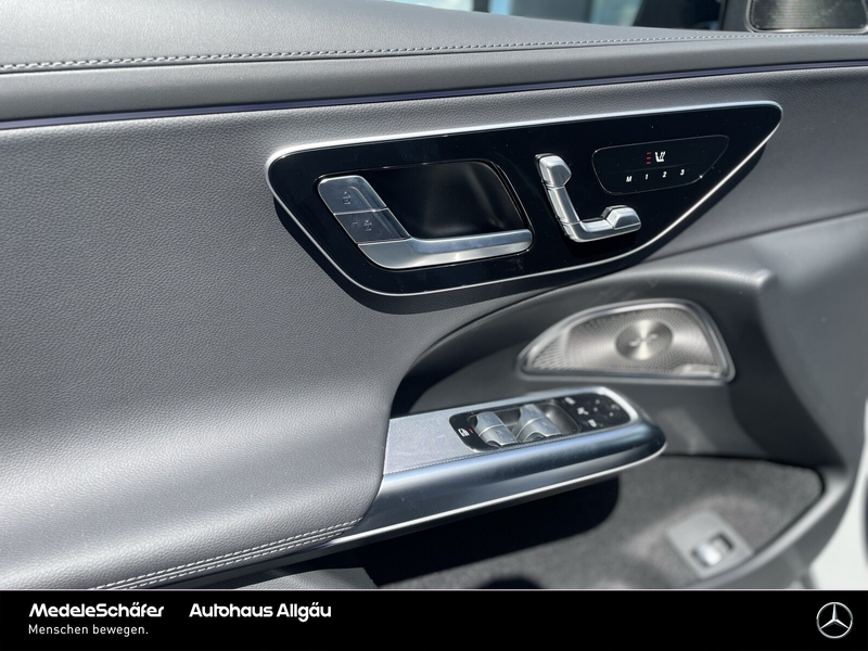 Mercedes-Benz E 220 E 220 d 4M T AMG NightEdition Dist DigLi AHK 20" — photo 7