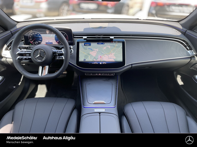 Mercedes-Benz E 220 E 220 d 4M T AMG NightEdition Dist DigLi AHK 20" — photo 4