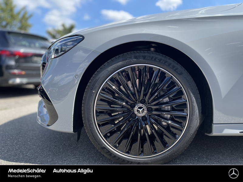 Mercedes-Benz E 220 E 220 d 4M T AMG NightEdition Dist DigLi AHK 20" — photo 14