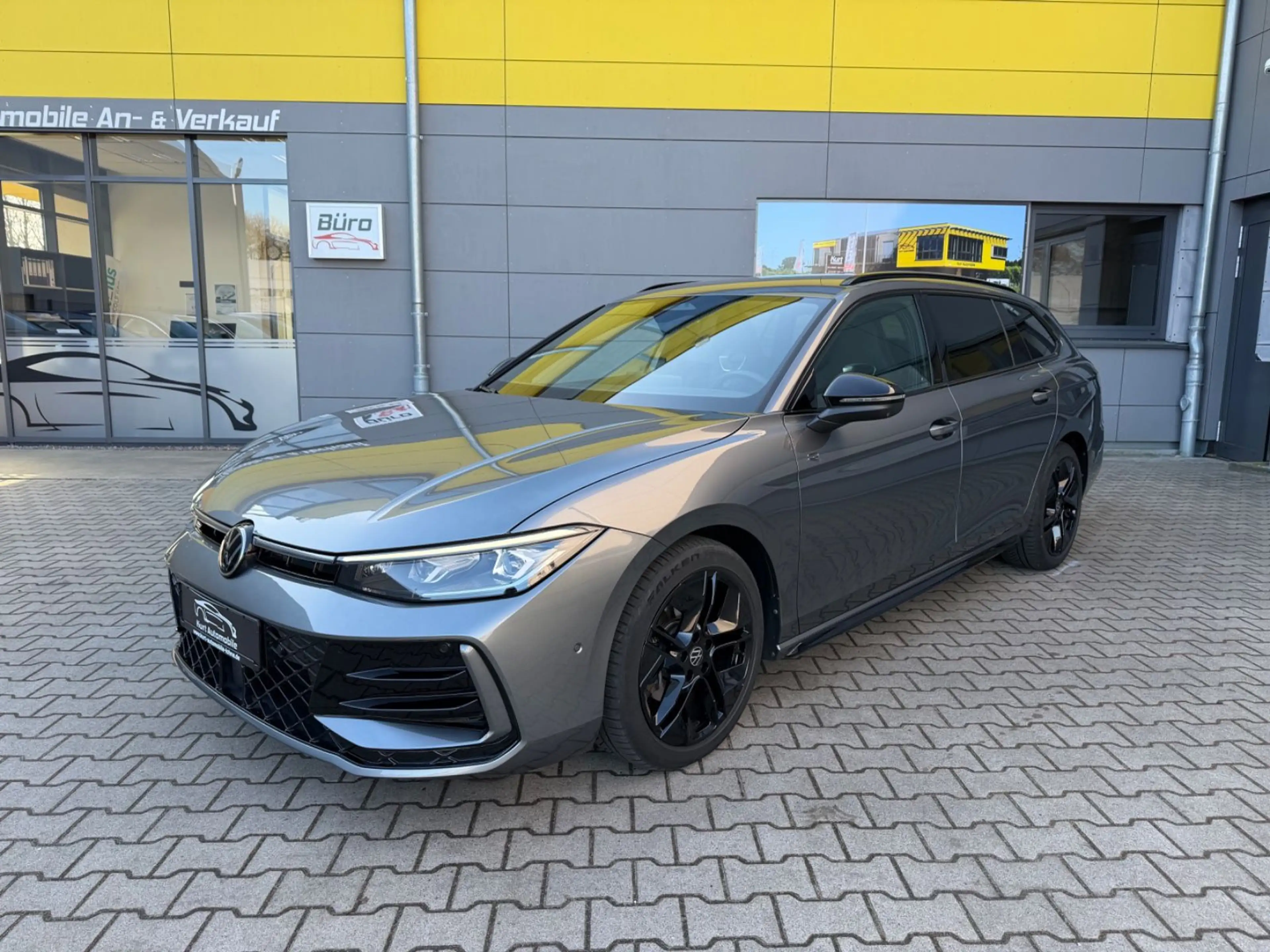 Volkswagen Passat Variant R-line/KAMERA/360°KAMERA/LED/MWST — photo 2