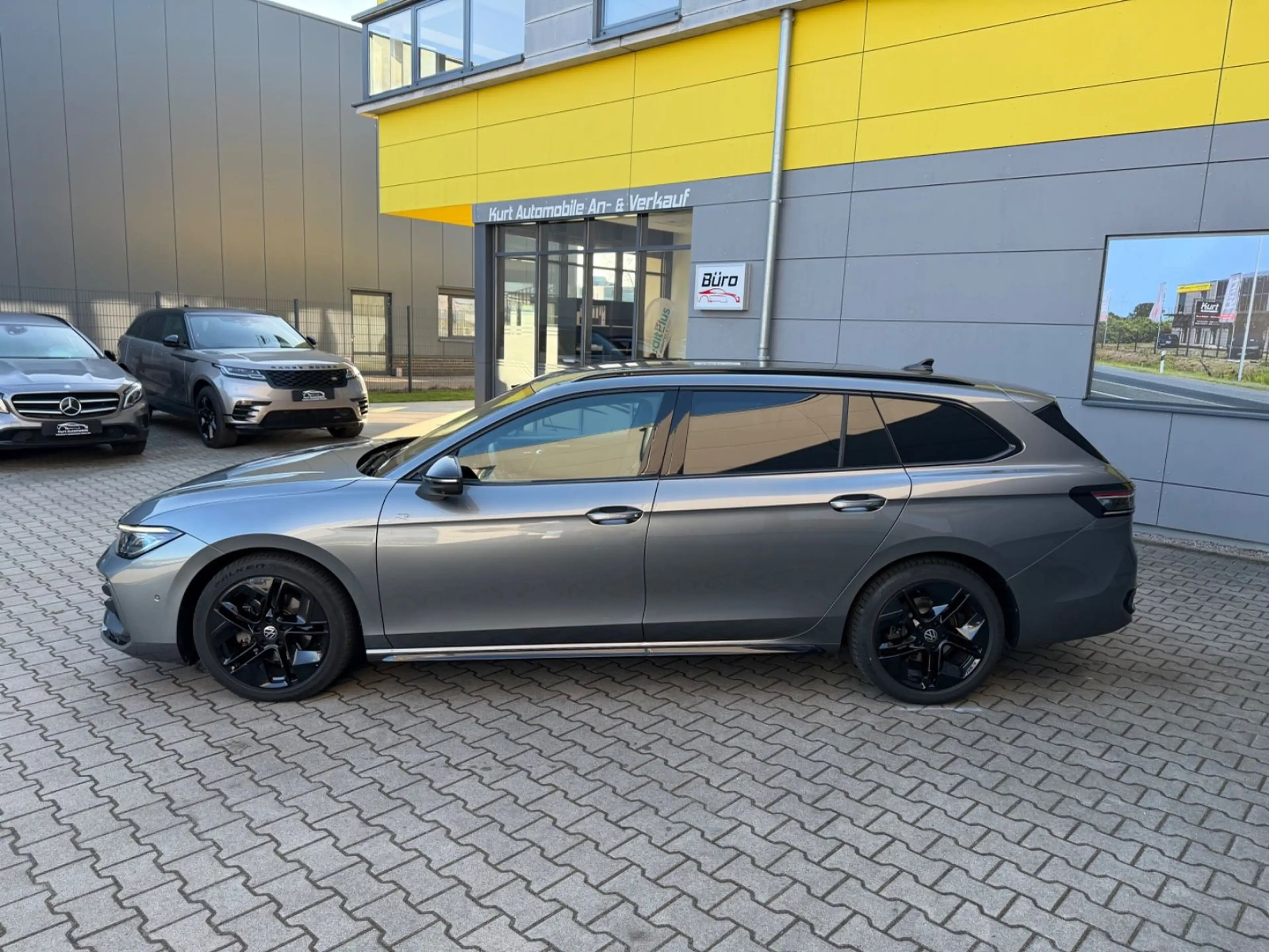 Volkswagen Passat Variant R-line/KAMERA/360°KAMERA/LED/MWST — photo 3
