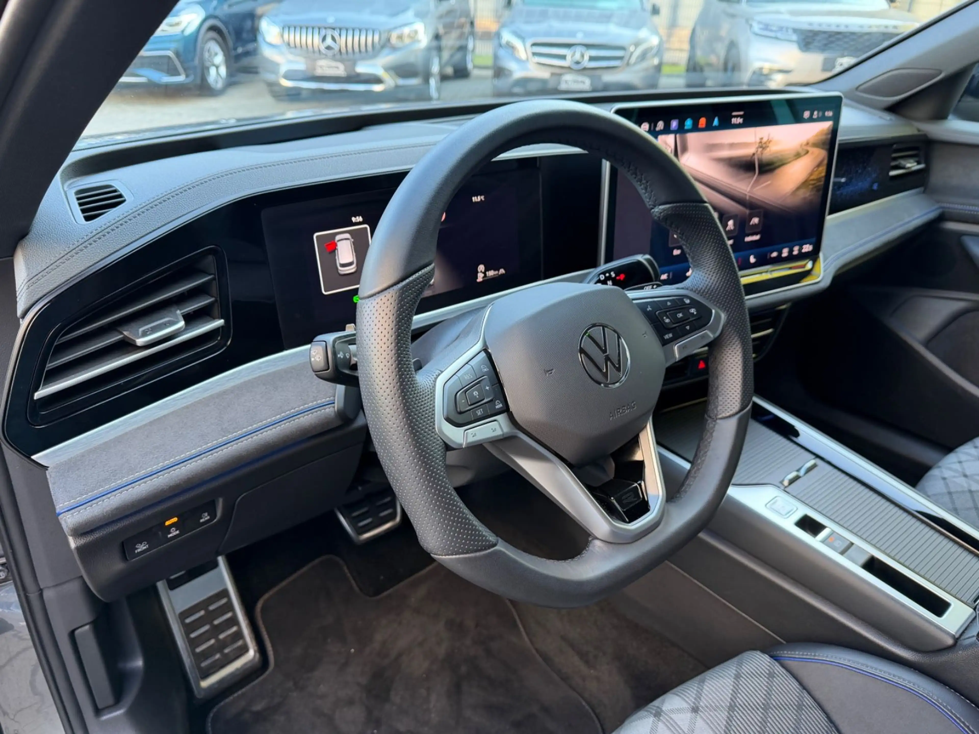 Volkswagen Passat Variant R-line/KAMERA/360°KAMERA/LED/MWST — photo 14