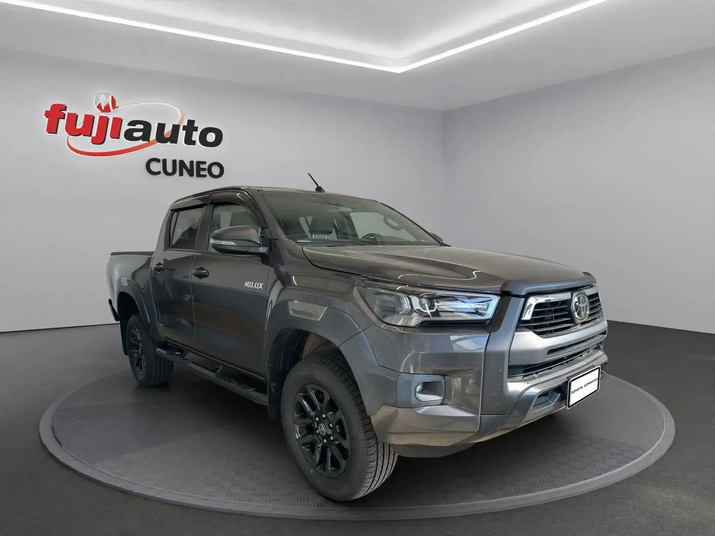 Toyota Hilux Hilux 2.8 d double cab Invincible 4wd auto Gris - 2