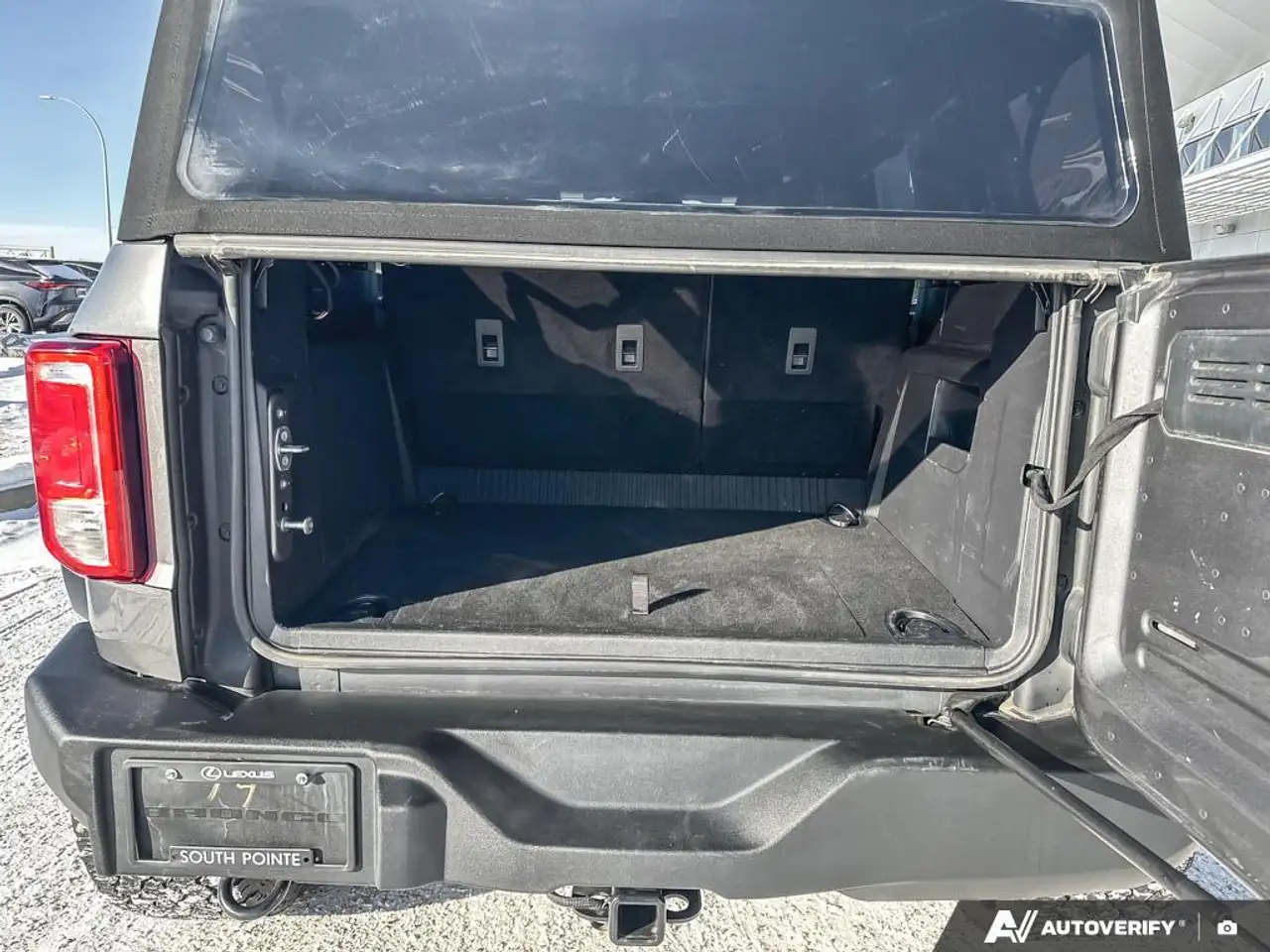 Ford Bronco снимка Ford Bronco