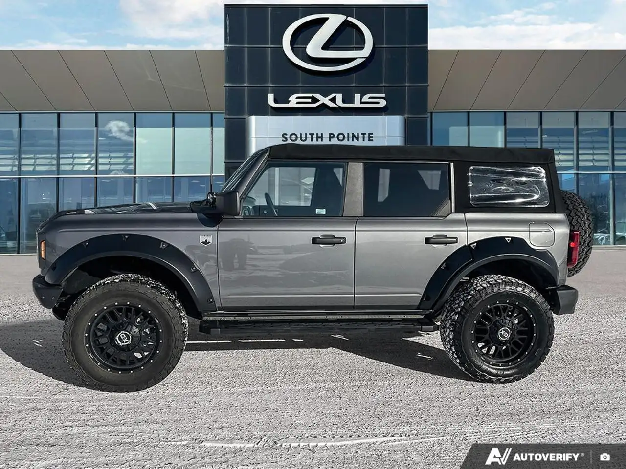 Ford Bronco снимка Ford Bronco