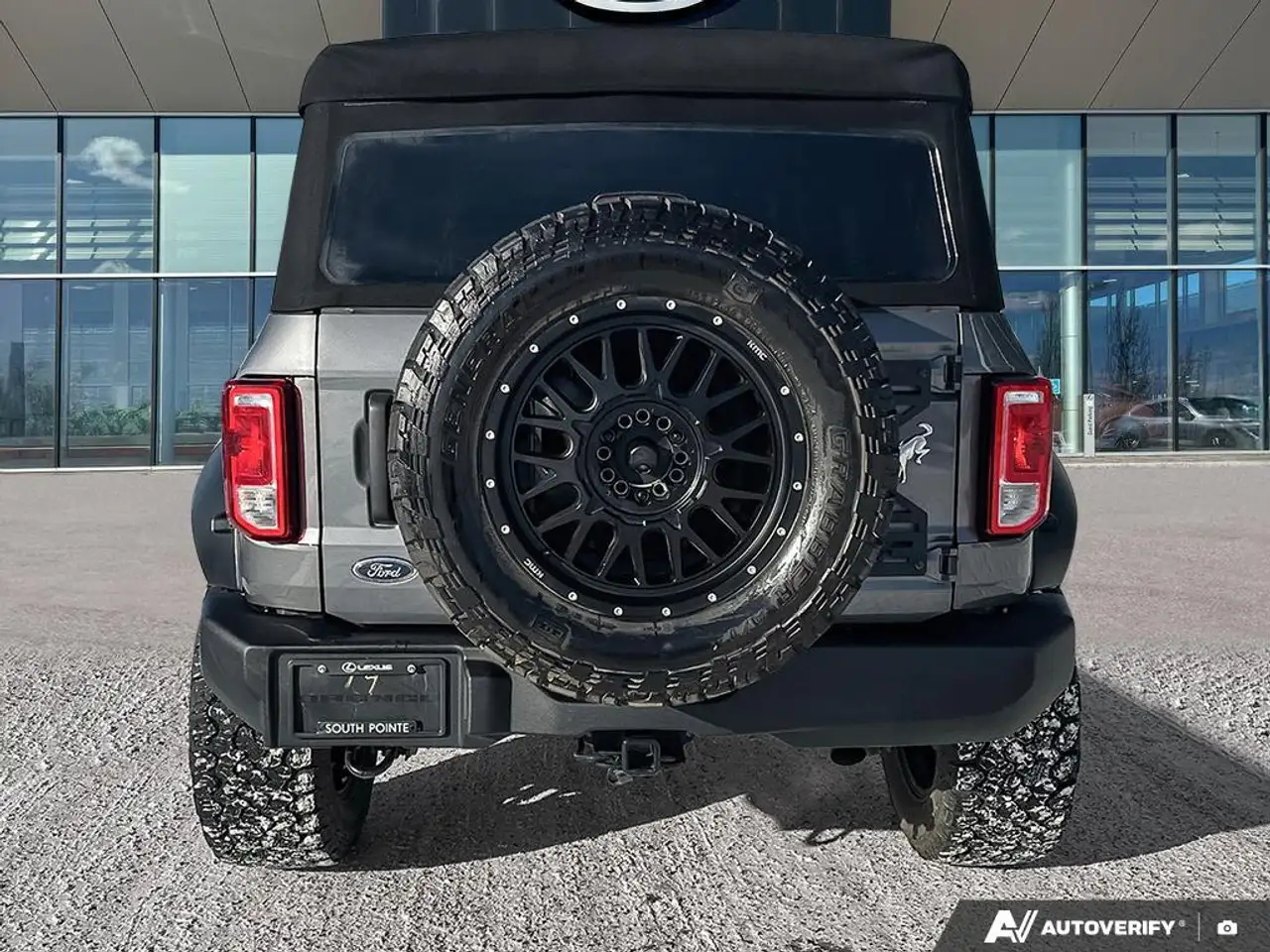 Ford Bronco снимка Ford Bronco