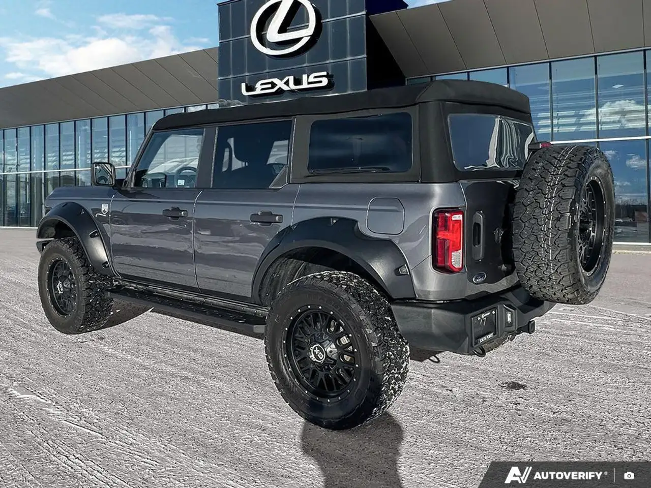 Ford Bronco снимка Ford Bronco