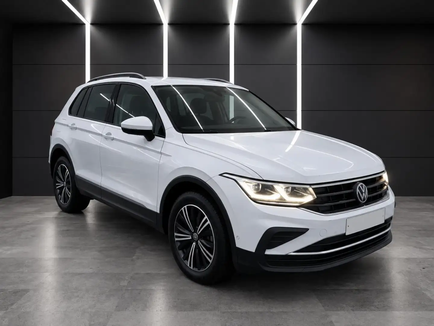Volkswagen Tiguan 2.0TDI Life DSG 110kW Blanco - 2