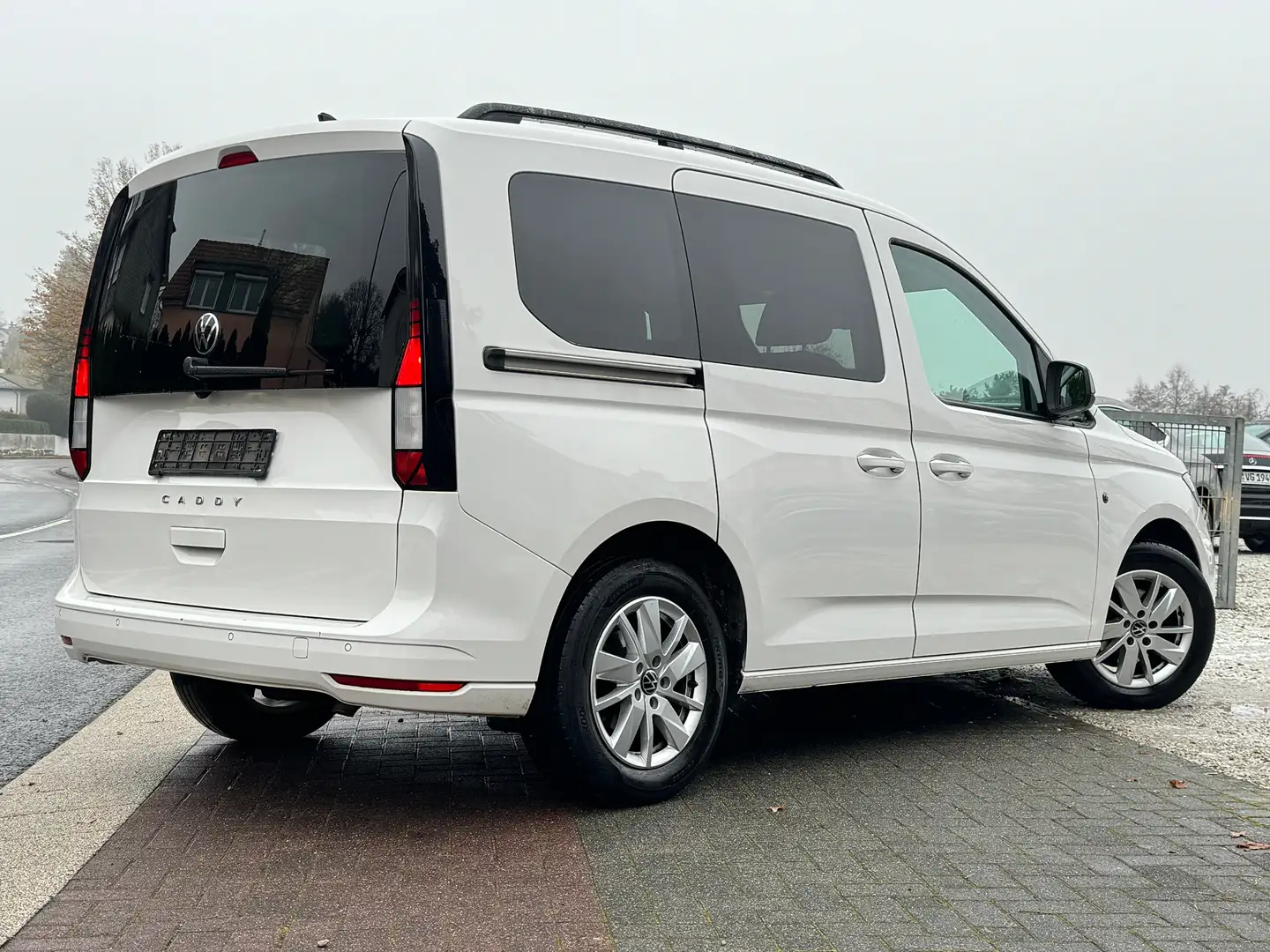 Volkswagen Caddy Life Navi Rkam Spurhalte ACC 2x Schiebetür TOP Blanc - 2
