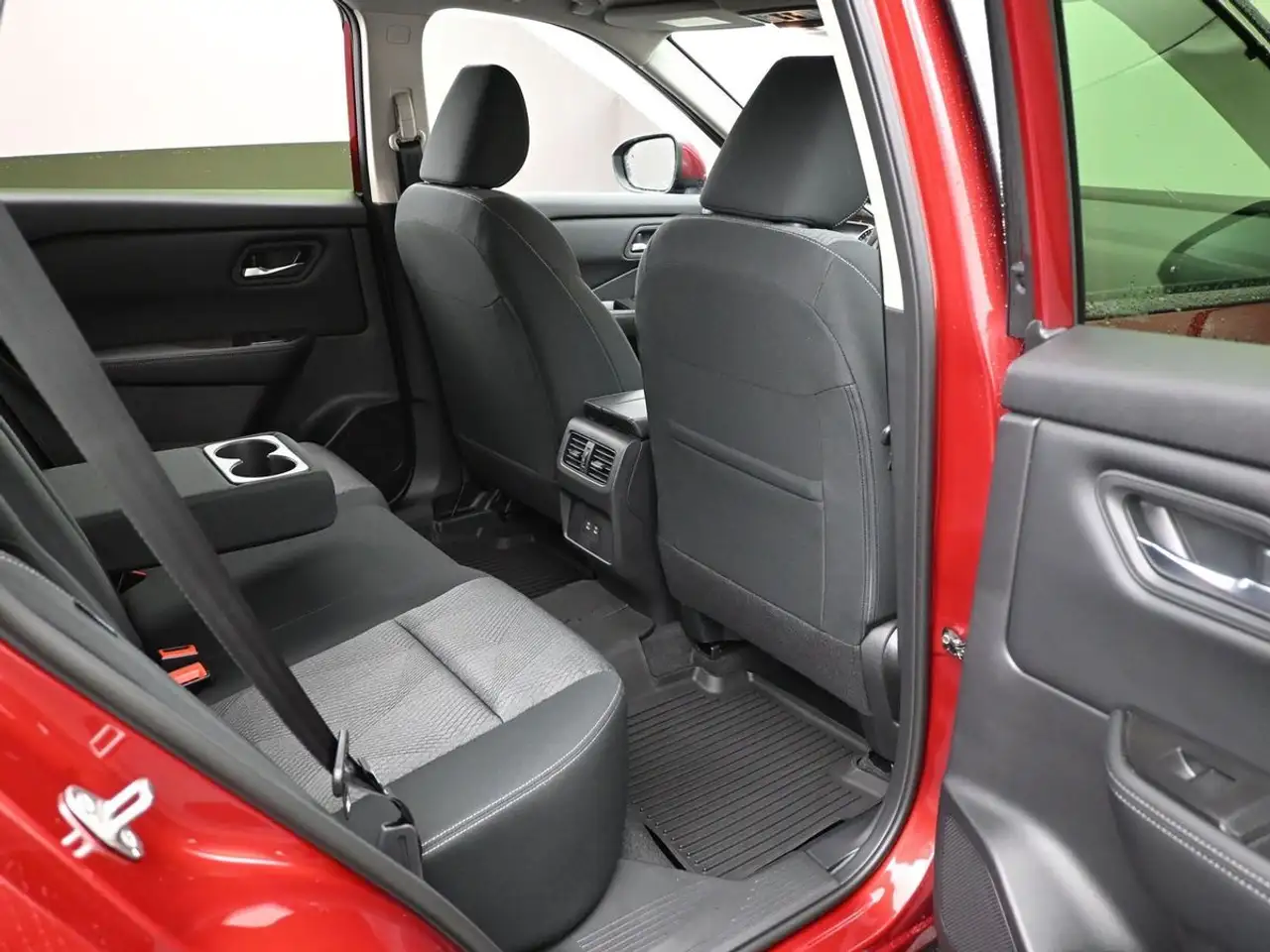 Nissan Rogue photo Nissan Rogue