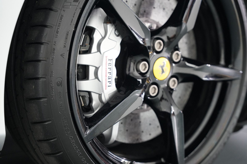 Ferrari 488 GTB Coupé DCT/SCUDERIA/KAMERA/ — photo 10
