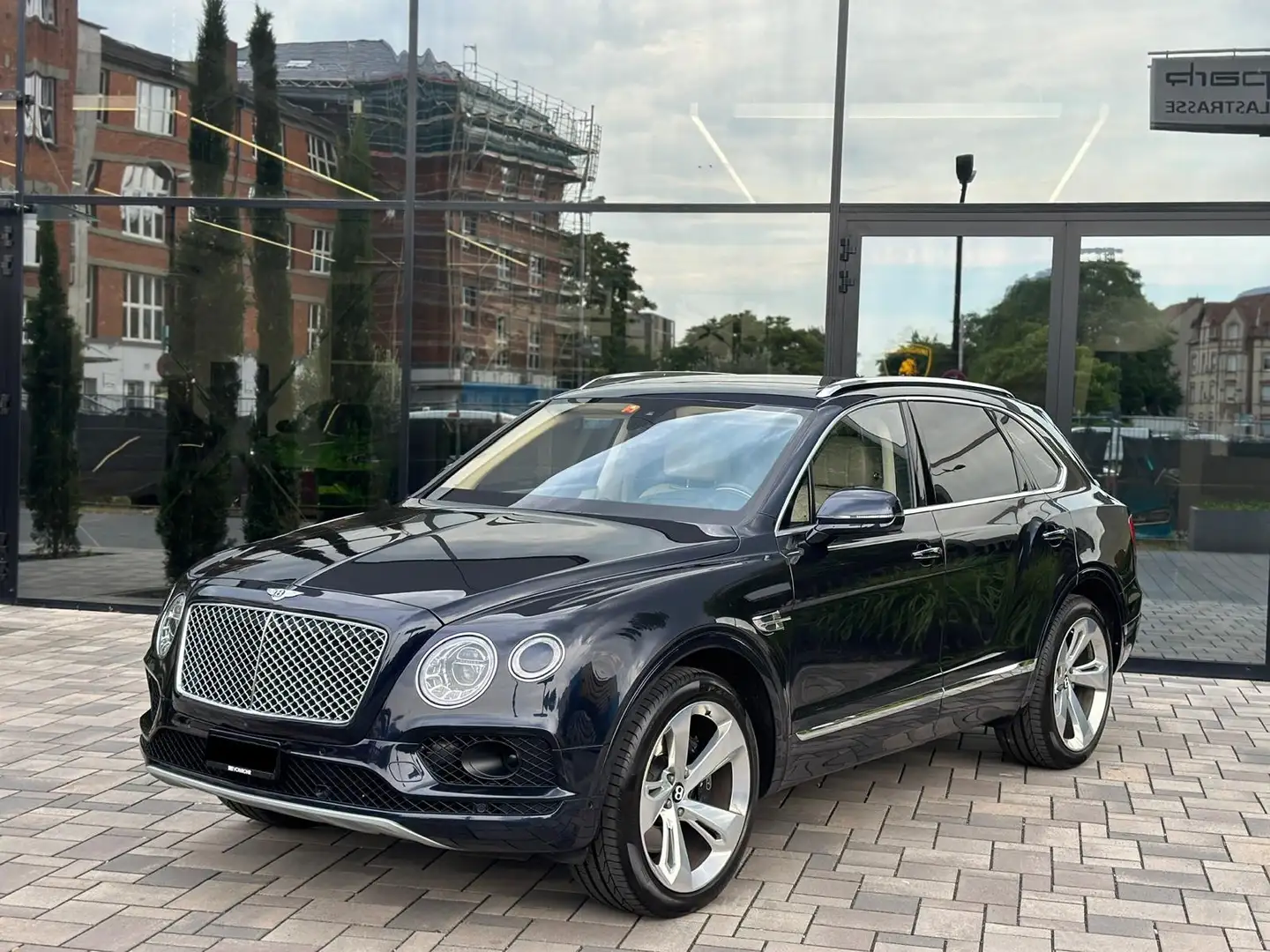 Bentley Bentayga Bentayga W12 Blau - 1