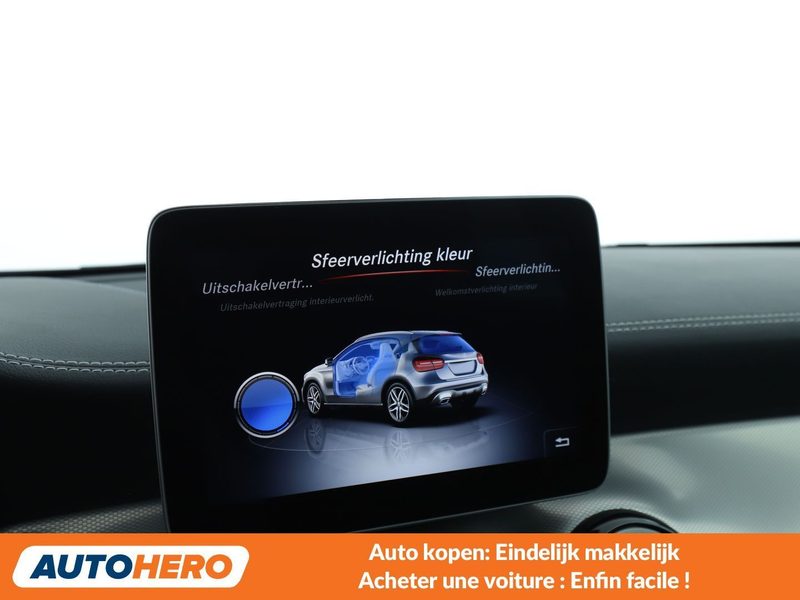 Mercedes-Benz GLA 200 GLA 200 AMG Line — photo 12