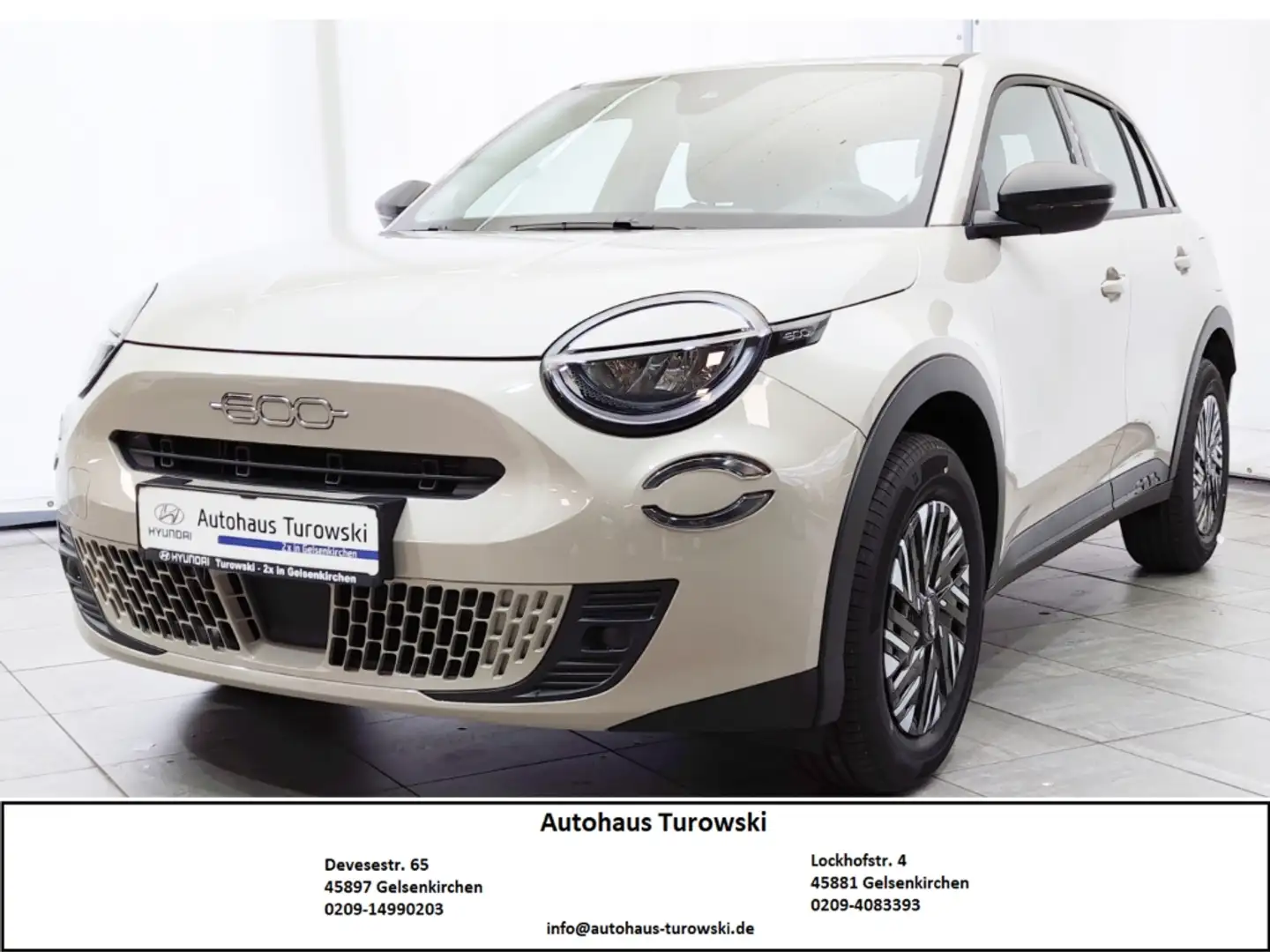 Fiat 600 1.2 Pop T3 Hybrid DCT Apple LED Sitzh. Spurhalteas Бежевий - 1