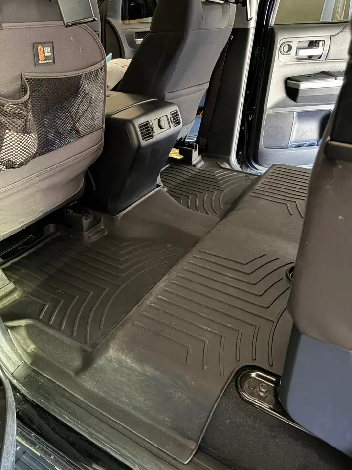 Toyota Tundra снимка Toyota Tundra