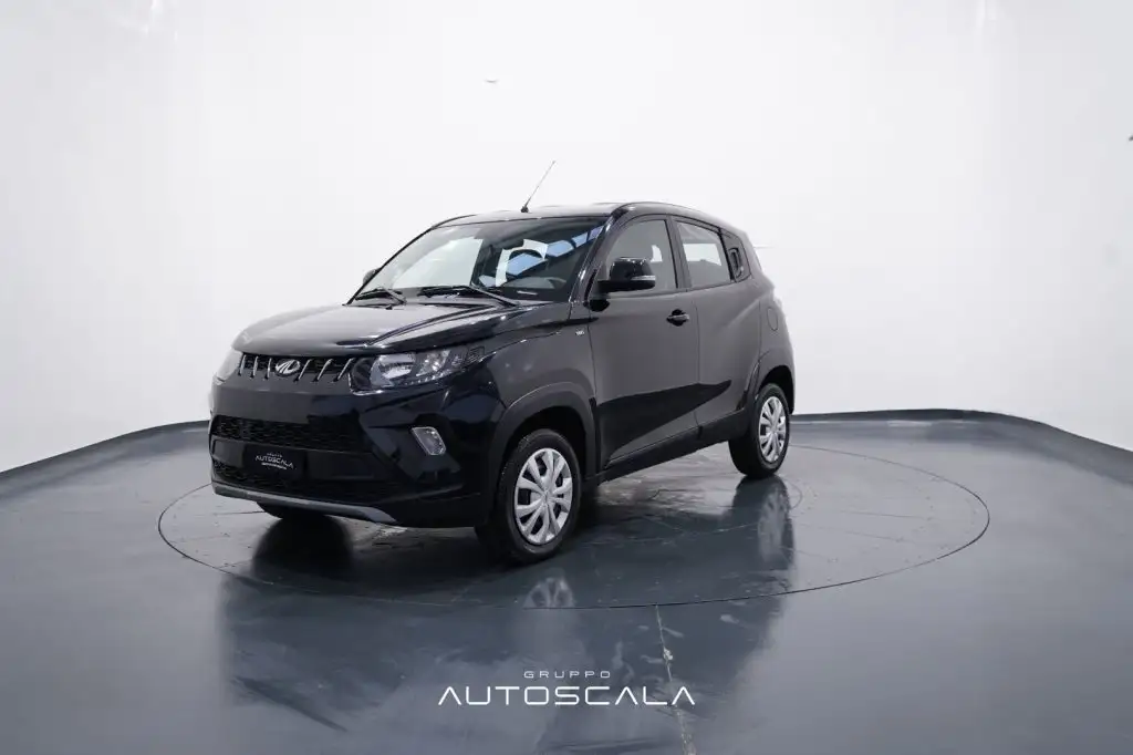 Mahindra KUV100