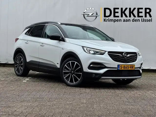 Opel Grandland X 1.6 Turbo 300PK Hybrid4 Ultimate met Navi/360-Came