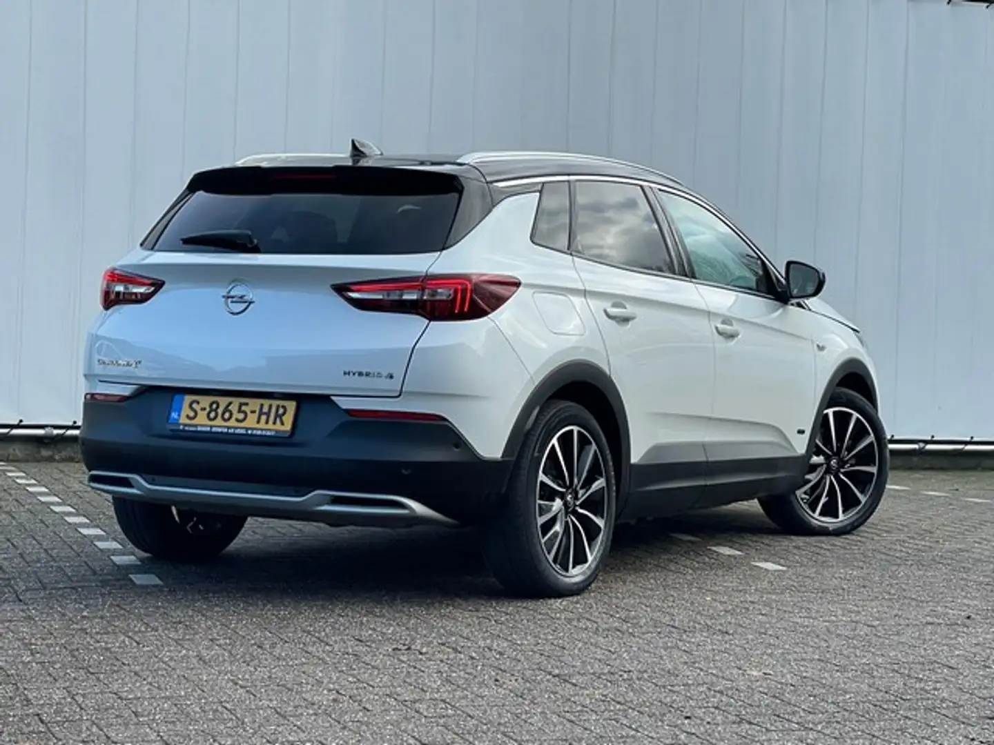 Opel Grandland X 1.6 Turbo 300PK Hybrid4 Ultimate met Navi/Camera, Wit - 2