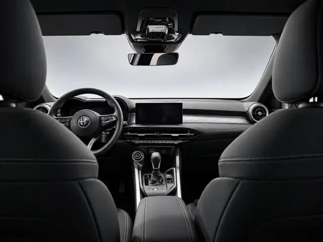 Alfa Romeo Tonale view 9