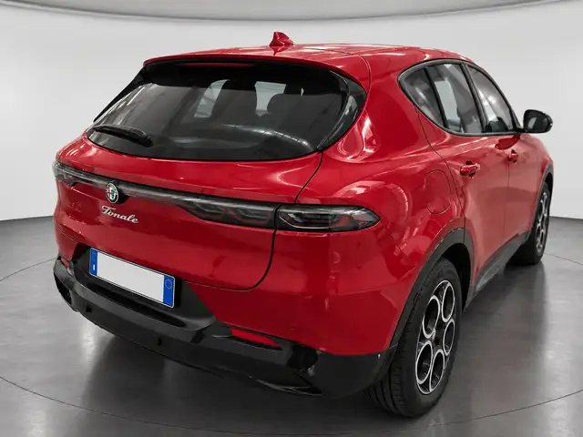 Alfa Romeo Tonale view 3