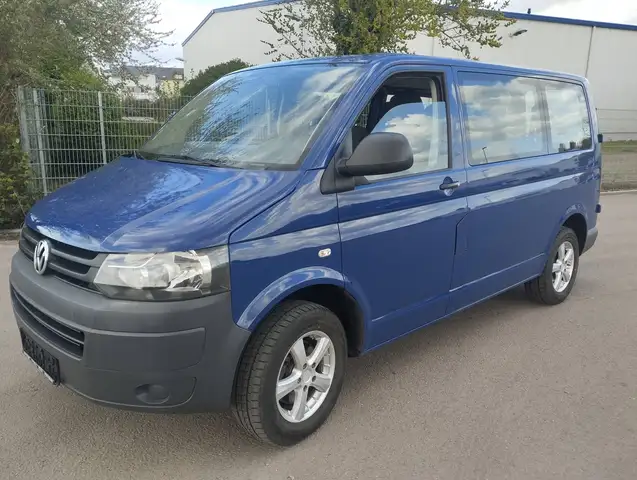 Volkswagen T5 Kombi 6 Sitzer Klima AHK 1.Hand Scheckheft