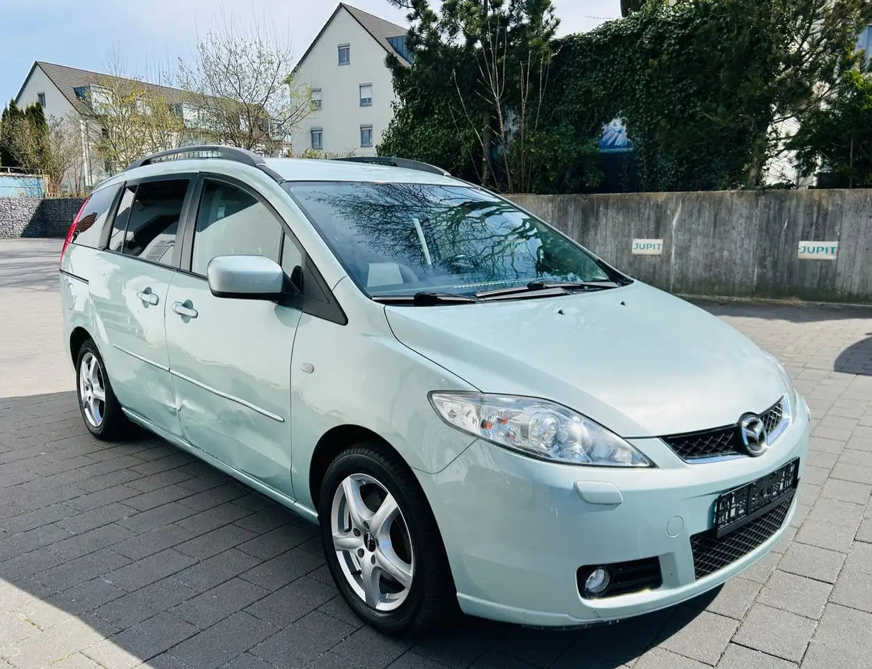 Mazda 5