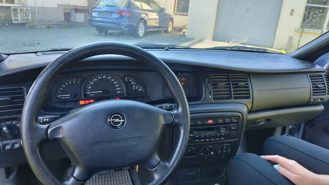 Opel Vectra 1.6, foto 6