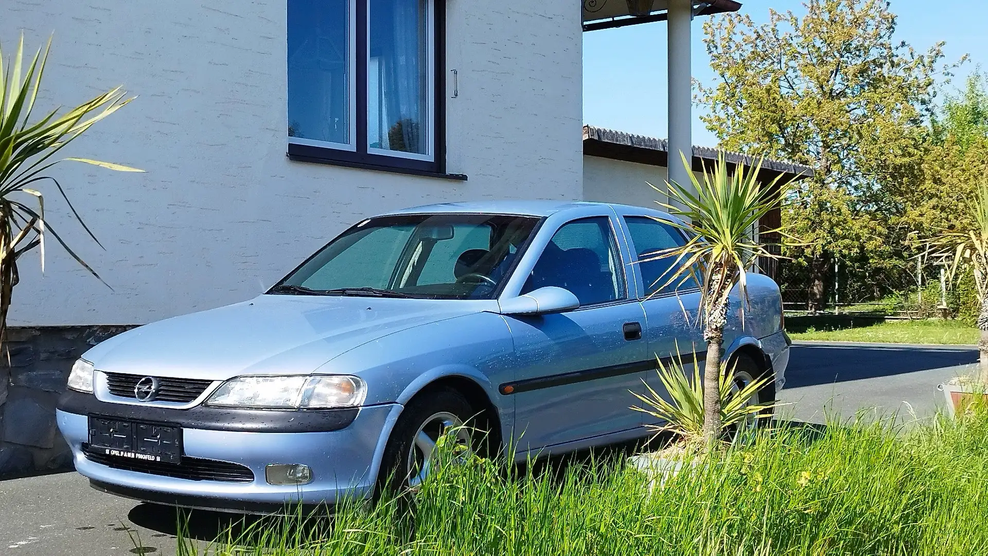 Opel Vectra 1.6 - 1