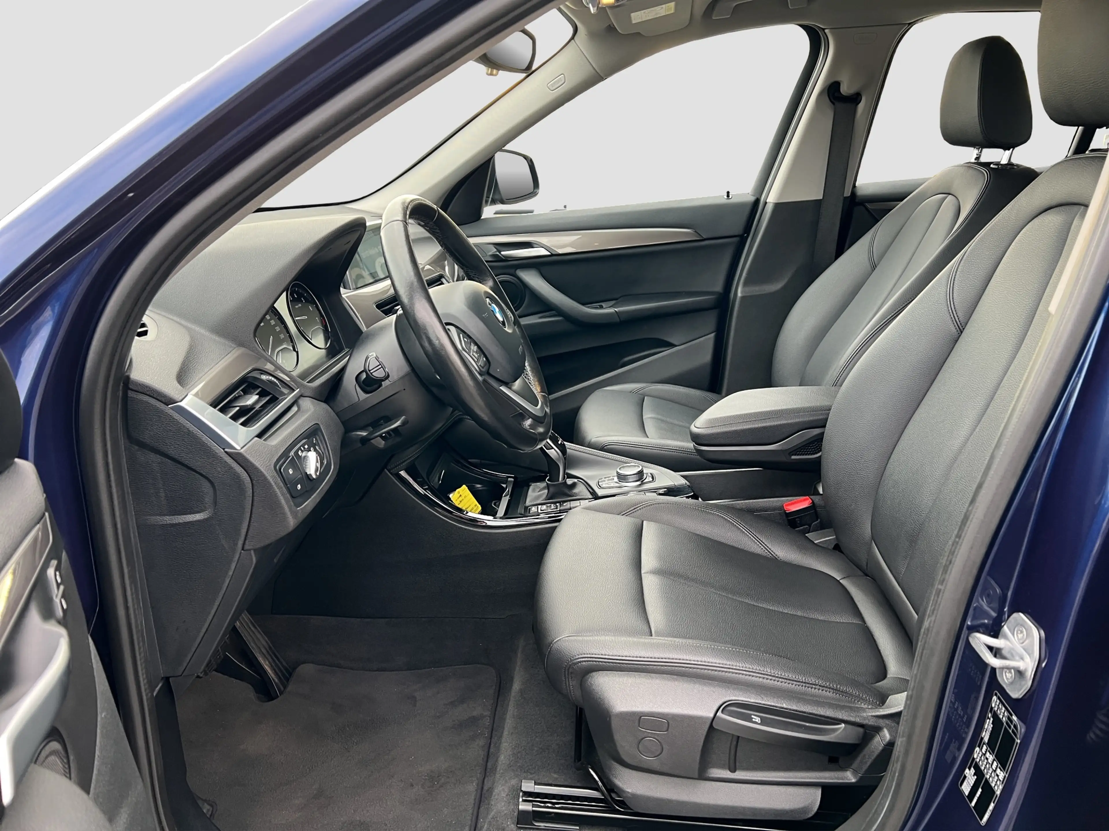 BMW X1 sDrive20i High Executive Automaat | Camera | Leder — photo 13