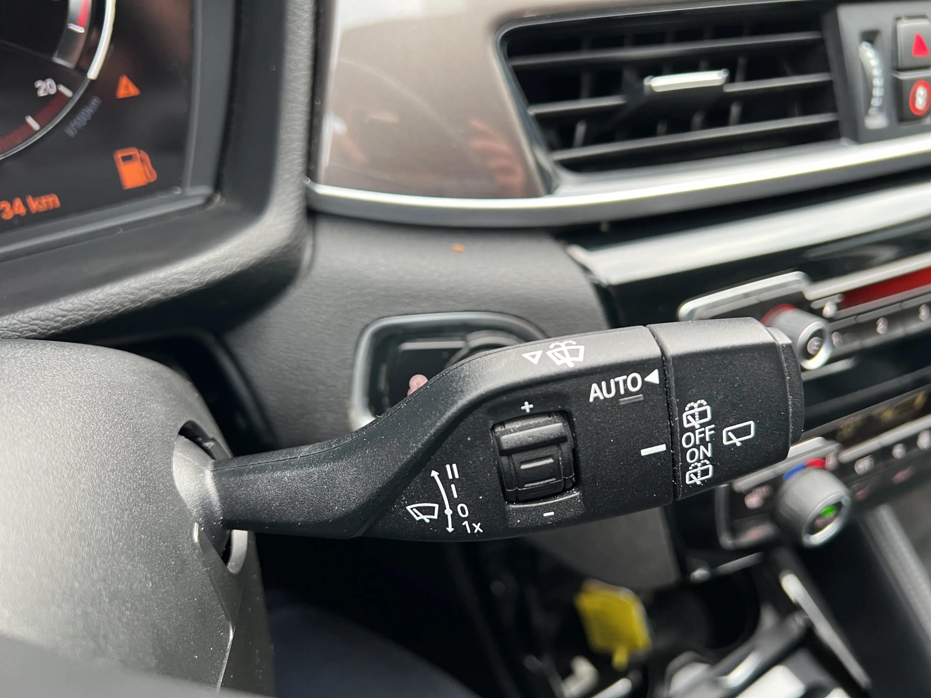 BMW X1 sDrive20i High Executive Automaat | Camera | Leder — photo 21