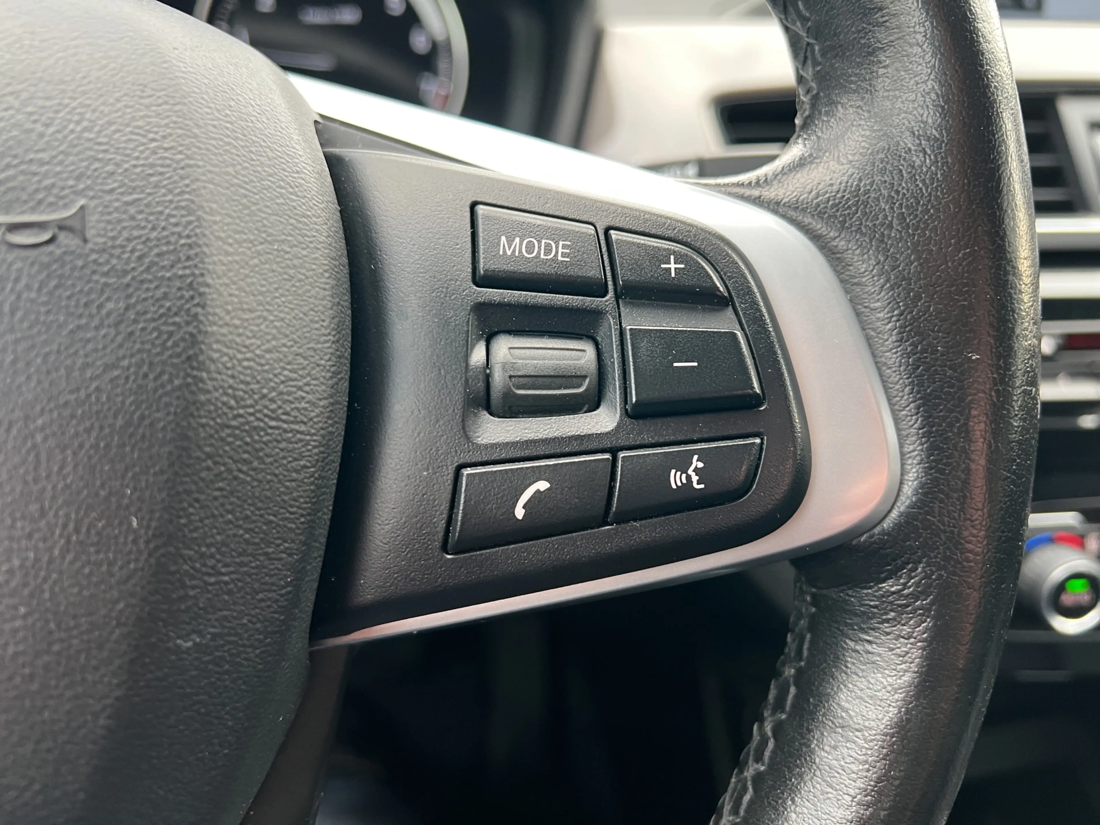 BMW X1 sDrive20i High Executive Automaat | Camera | Leder — photo 20