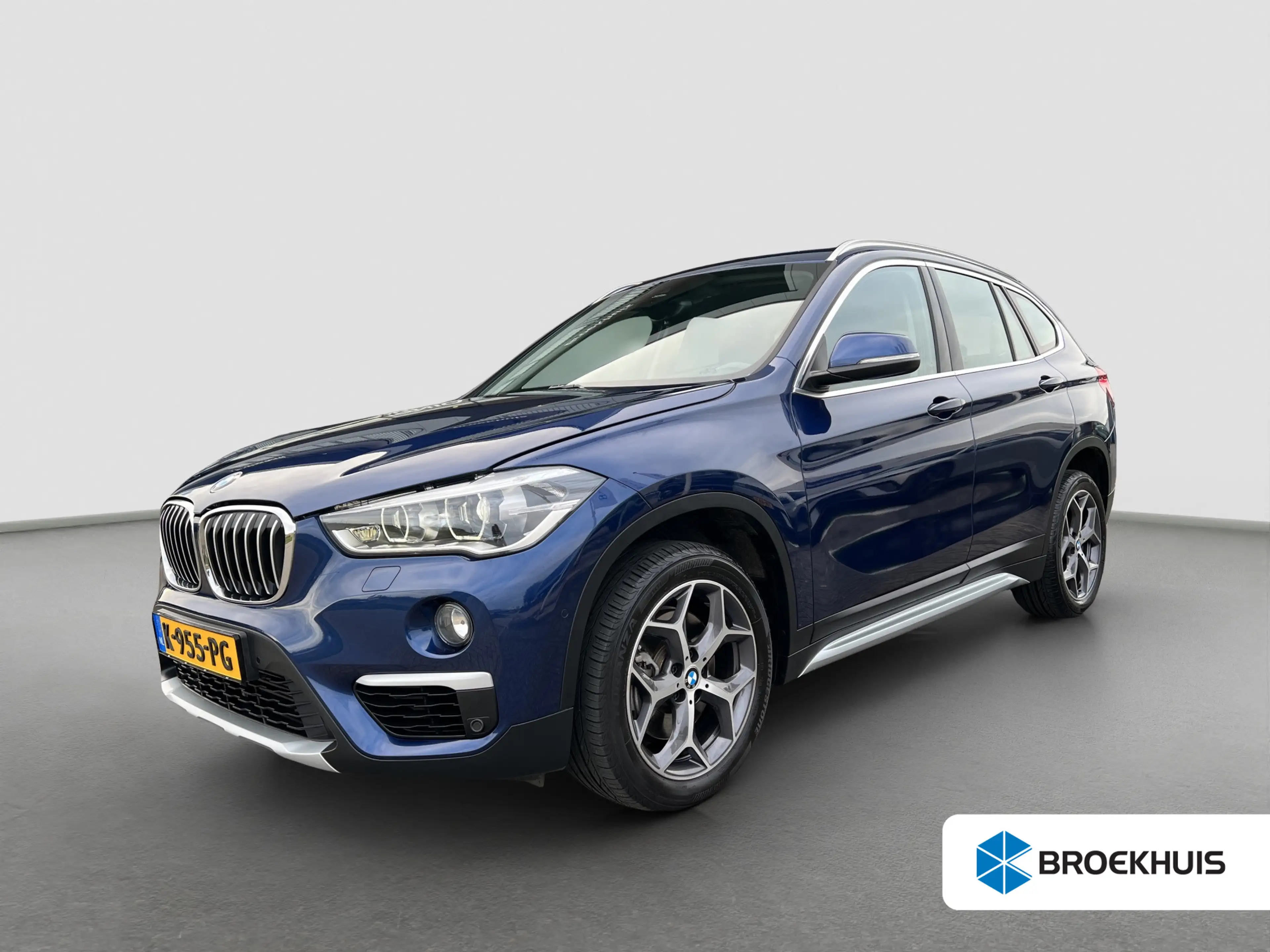BMW X1 sDrive20i High Executive Automaat | Camera | Leder