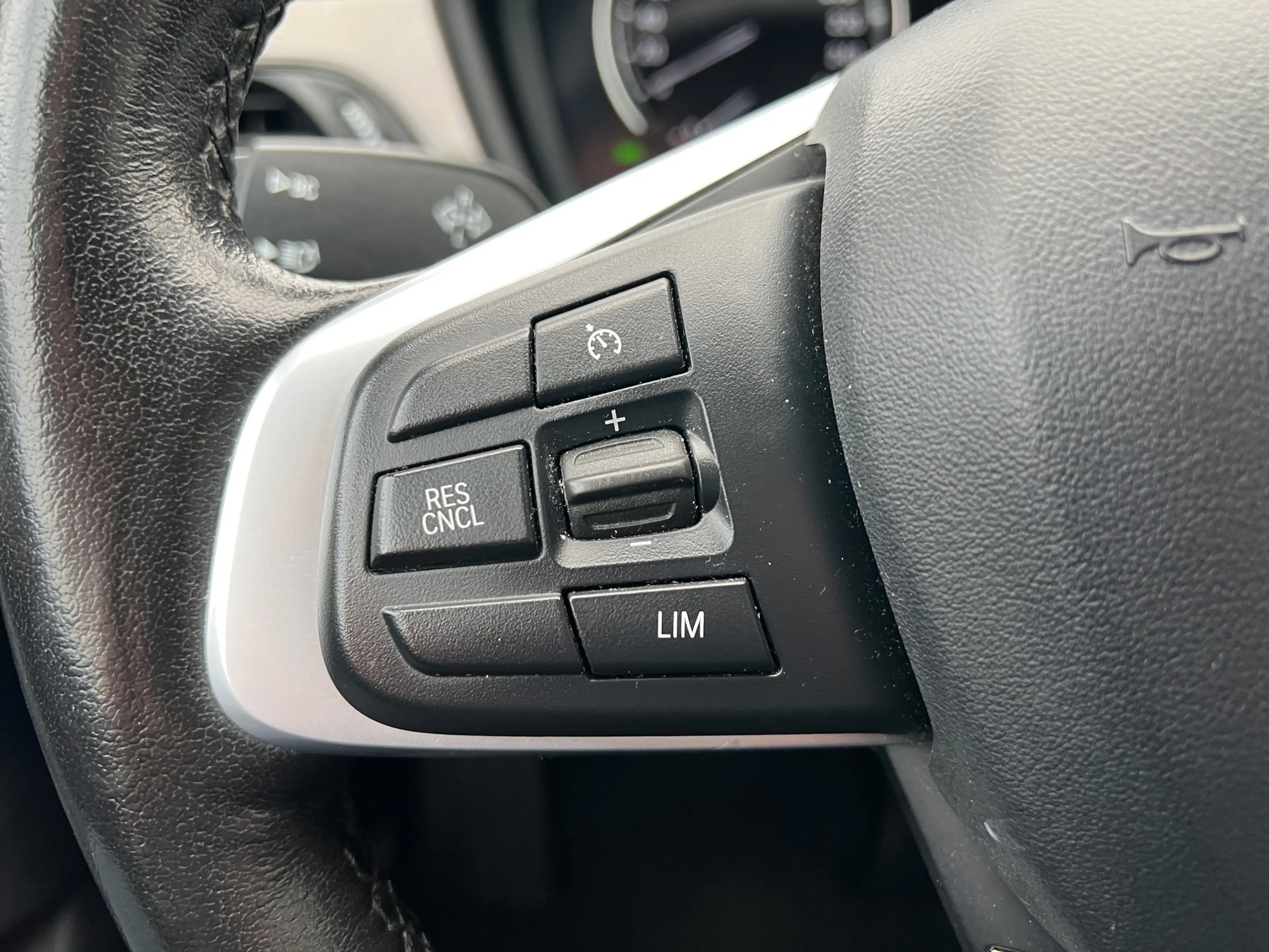 BMW X1 sDrive20i High Executive Automaat | Camera | Leder — photo 18