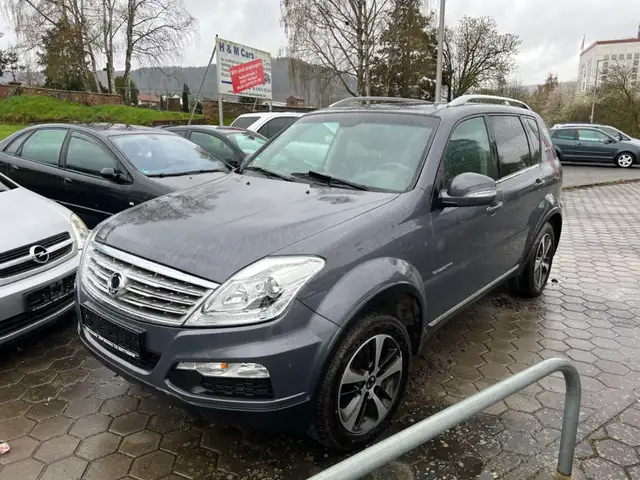 SsangYong Rexton 2.2 Diesel 4WD/Automatik/AHK/Motorschaden