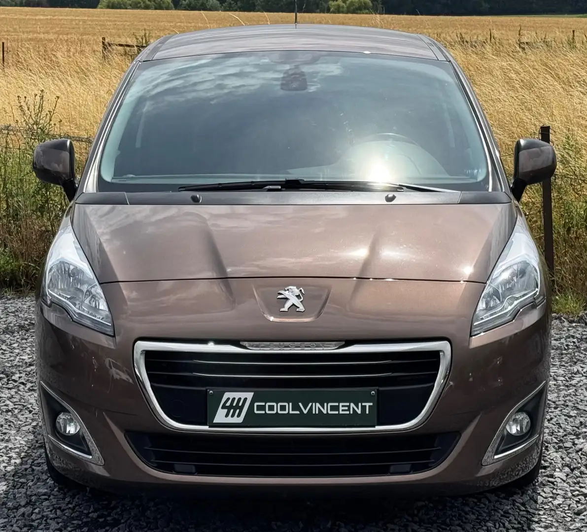 Peugeot 5008 EURO 6 * 1ère Main - Full Historique Brun - 2