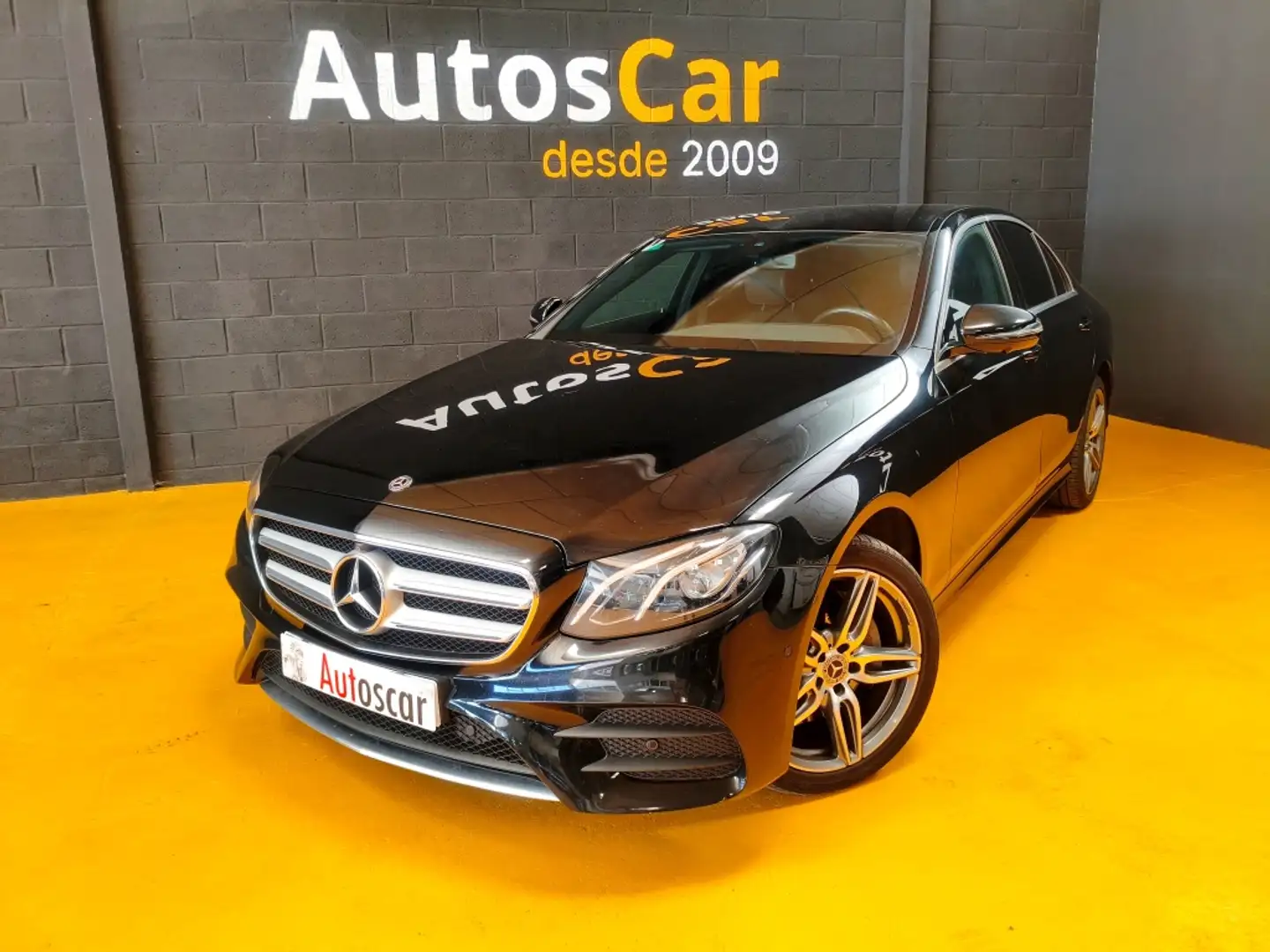 Mercedes-Benz E 220 220d 4Matic 9G-Tronic 194 Negro - 1